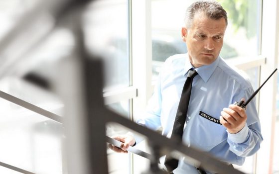 Современный охранник: ключевые навыки профессионала